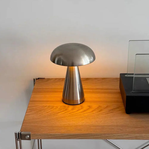 "CAPSULE" LAMP